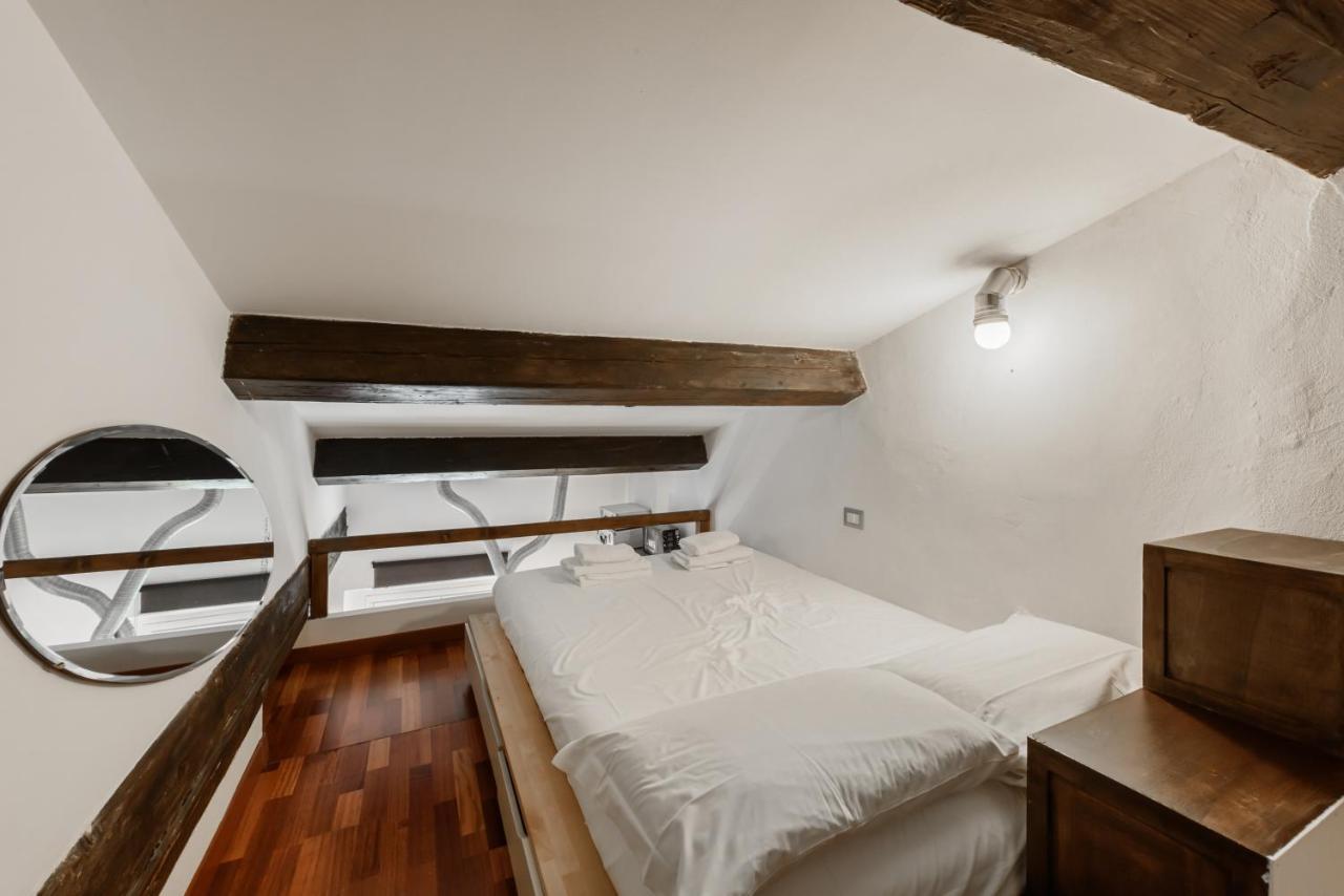Ferienwohnung Uffizi - Signoria Wi-Fi - Netflix & A/C Florenz Exterior foto